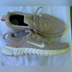 Nike Free Run 5.0 Next Nature Womens Running Shoe